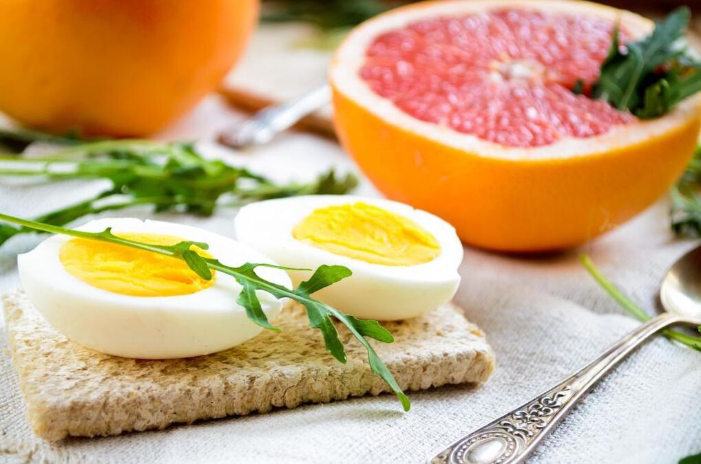 huevos y pomelo para la dieta puede